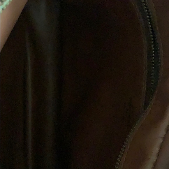 Louis Vuitton crossbody AUTHENTIC!!!!! - Picture 3 of 7